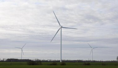 „Atsinaujinančios energetikos investicijų“ obligacijų paklausa siekė beveik trečdalį pasiūlos