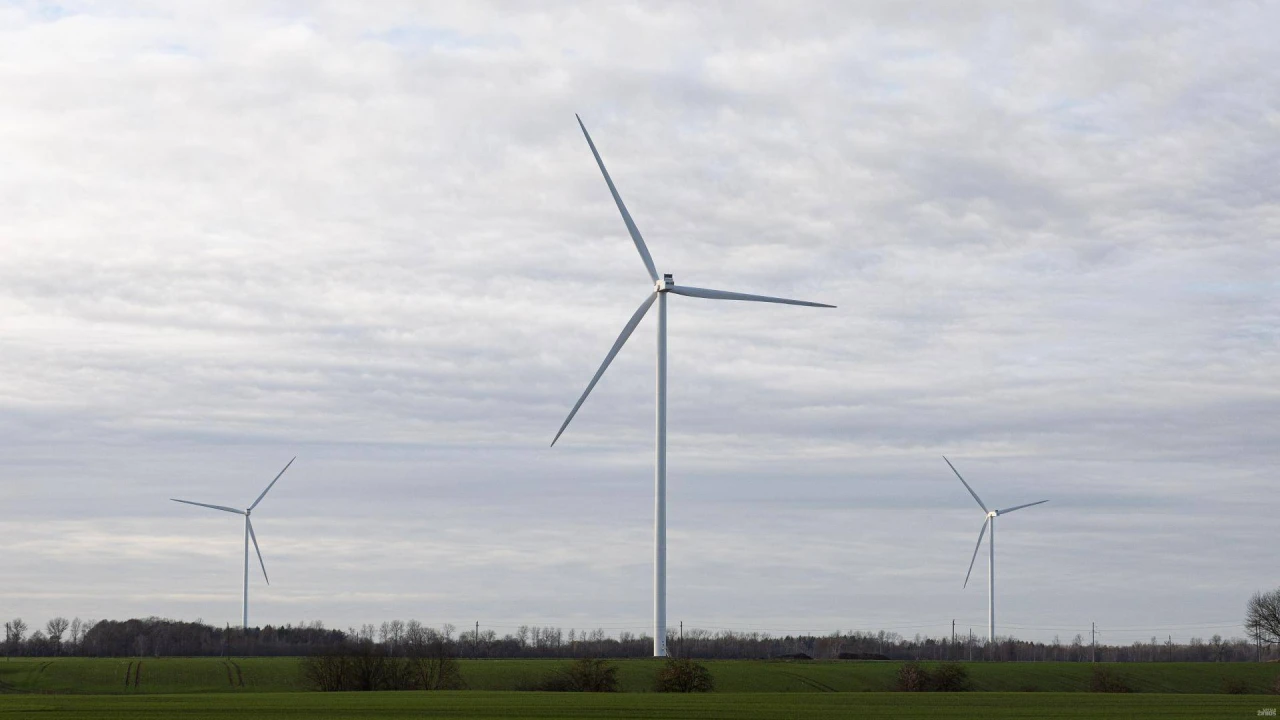 „Atsinaujinančios energetikos investicijų“ obligacijų paklausa siekė beveik trečdalį pasiūlos