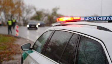 Sunkiai apgirtusi moteris sukėlė avariją Kaune – Kas vyksta Kaune