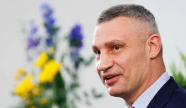 Kyjivo meras: vyrai bėga į užsienį, todėl trūksta karių - vz.lt