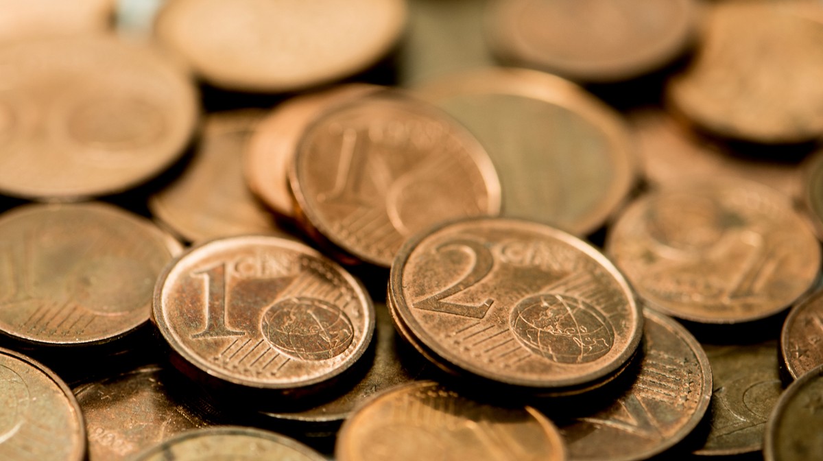 jomis iki šiol atsiskaitinėja per penktadalį gyventojų