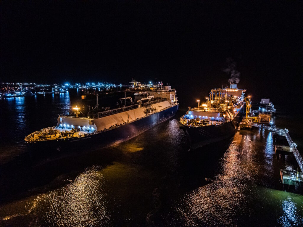 Atvira Klaipėda | Klaipėdos SGD terminalą pasiekė pirmasis Ukrainos įmonės užsakytas gamtinių dujų krovinys