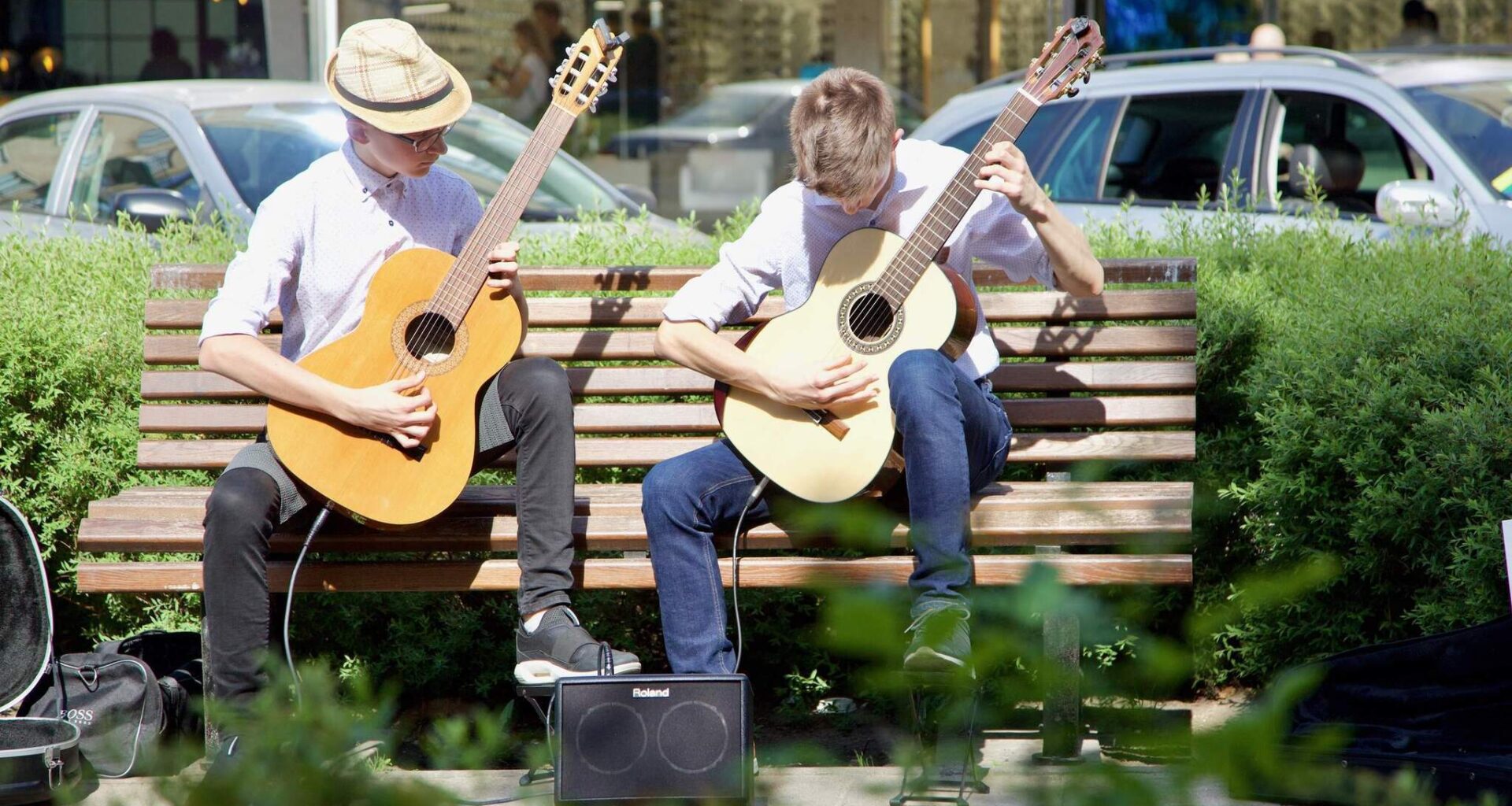 Apklausa: žmonės nebegali atskirti DI sukurtos muzikos nuo sukurtos žmogaus