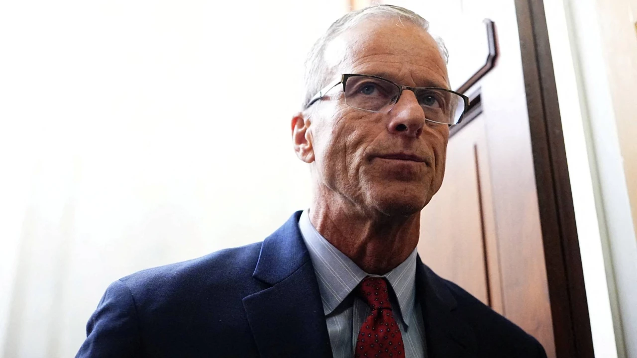 JAV senatoriai patvirtino susitarimą, turintį užbaigti vyriausybės uždarymą - vz.lt