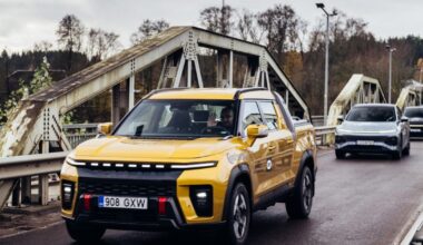 Naujos kartos automobiliai naikina padangas: atskleidė, kas slypi už didėjančių susidėvėjimo problemų