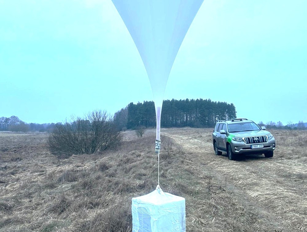 Jungtinės teisėsaugos pajėgos sudavė smūgį kontrabandos oro balionais gabentojams