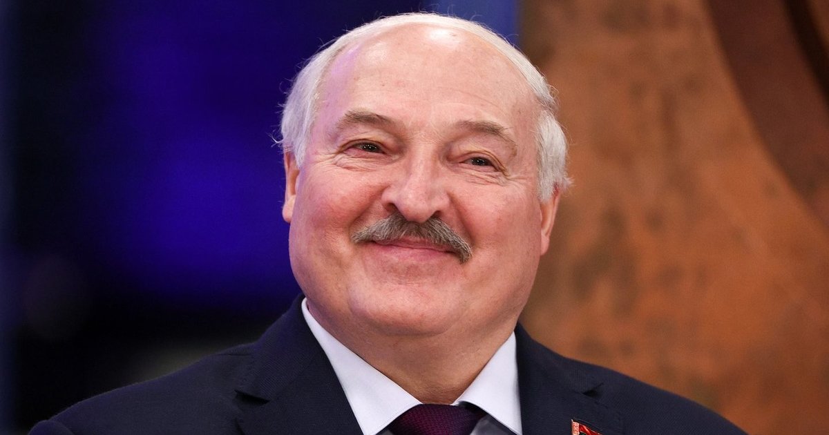 Po susitikimo su Vatikano pareigūnu – netikėtas Lukašenkos gestas