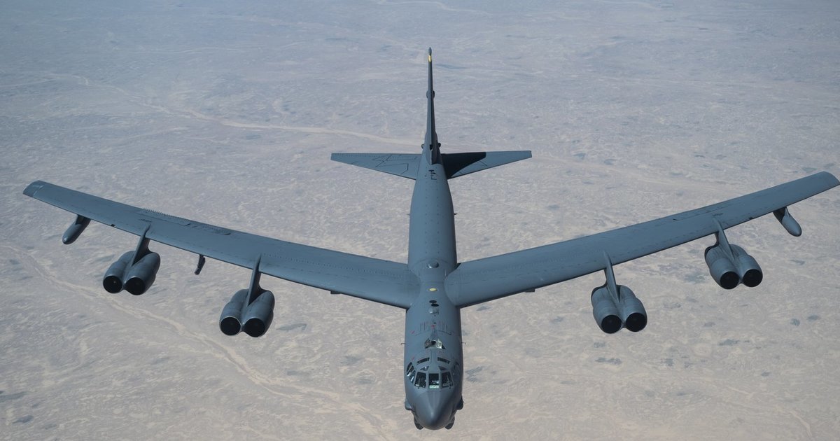 Prie Rusijos sienos – JAV galios demonstracija: surengė pratybas