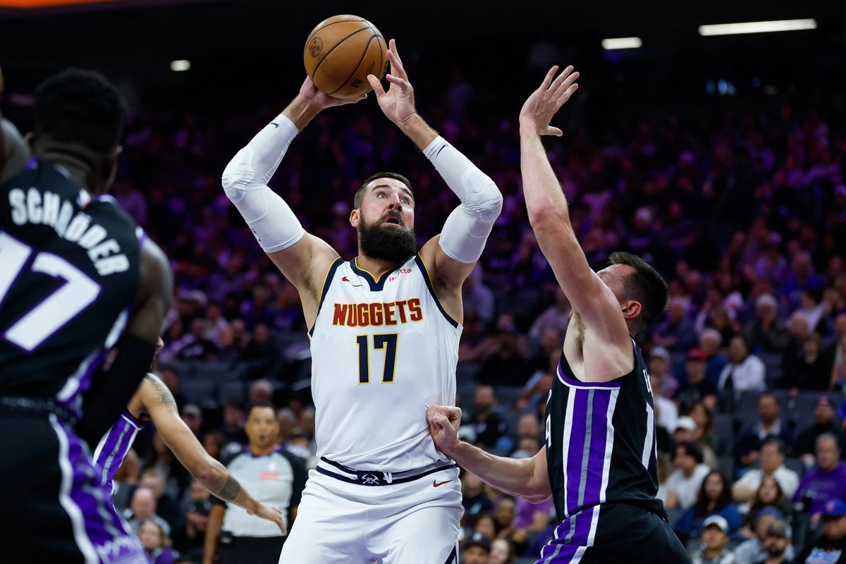 Jokičiaus galingas šou ir Valančiūno indėlis neišgelbėjo „Nuggets“ - Delfi