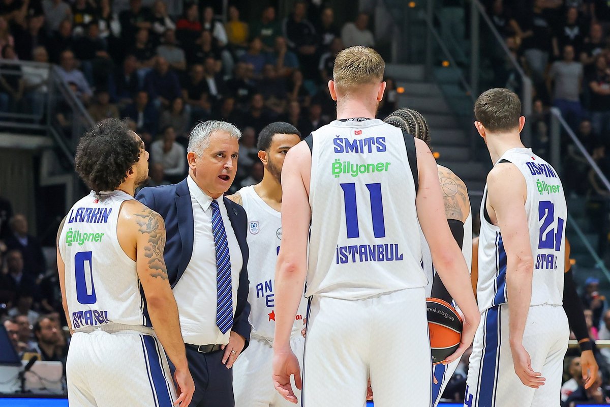 Trileris Antalijoje: „Anadolu Efes“ atlaikė bavarų šturmą