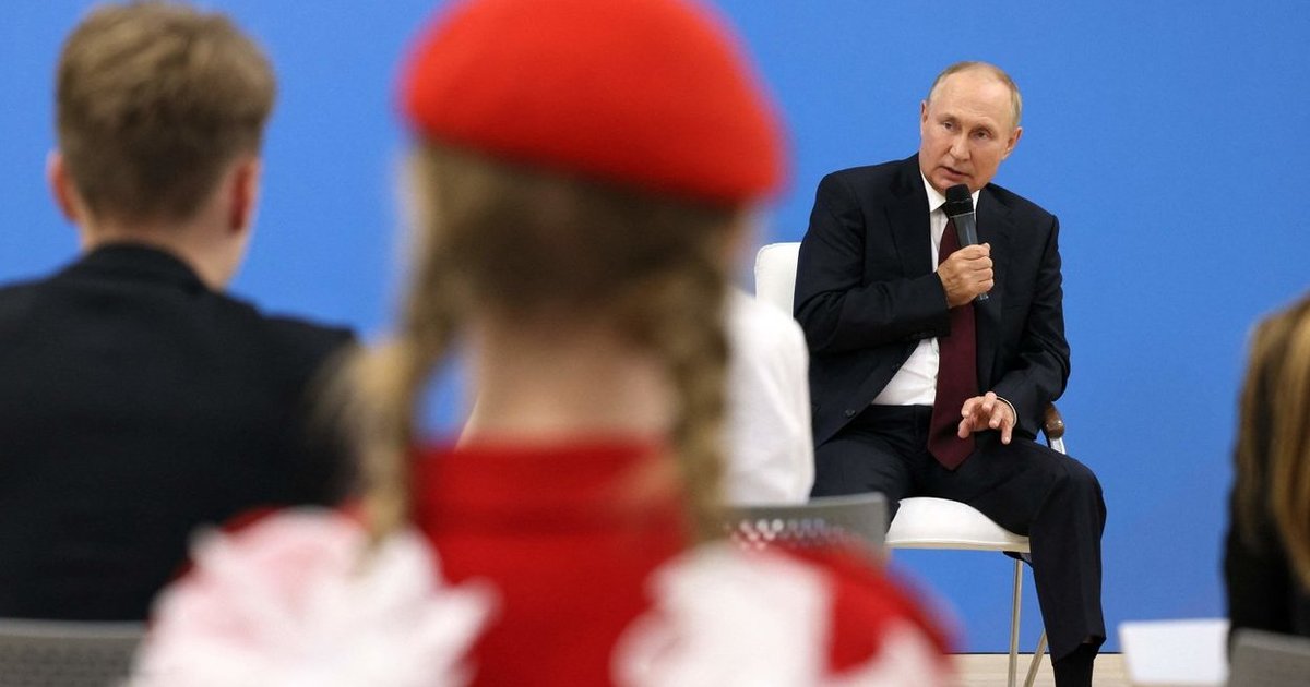 Putinas ruošia naują kartą? Rusijos darželiuose – kursai karui ruoštis