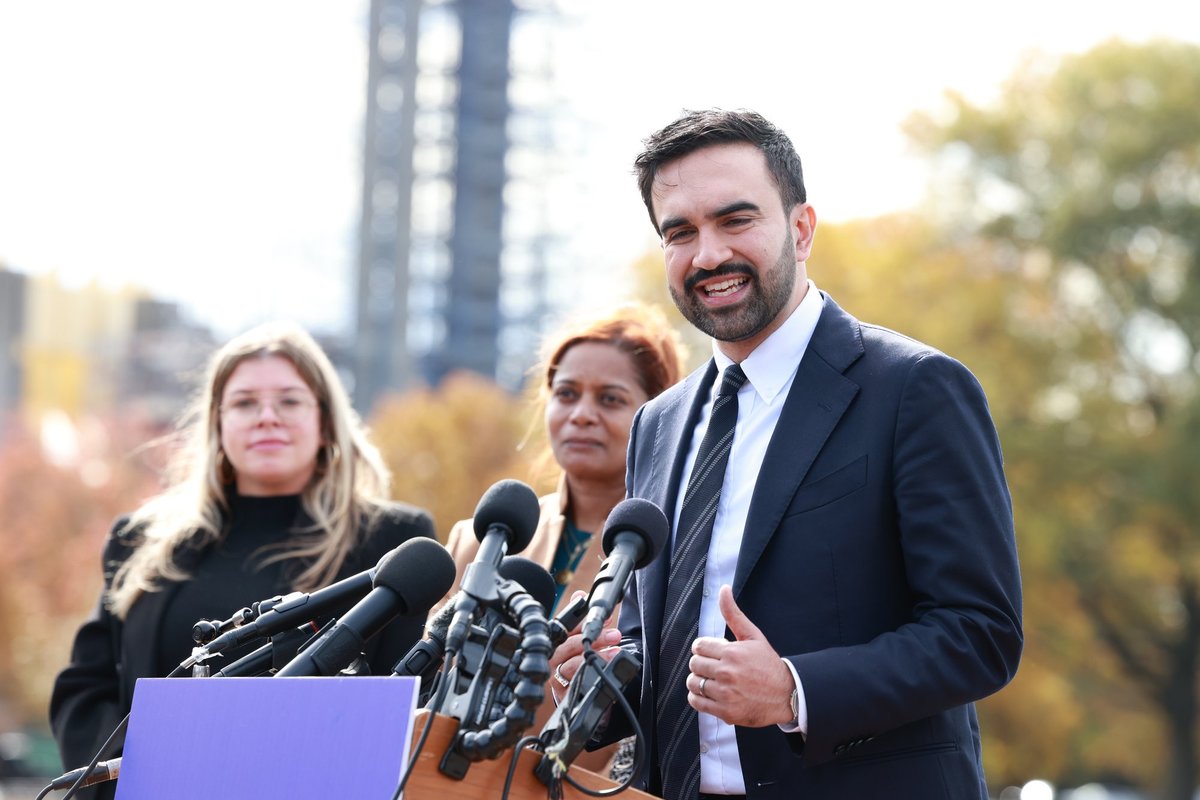 Naujasis Niujorko meras pasirengęs pokalbiui su aršiu savo kritiku Trumpu