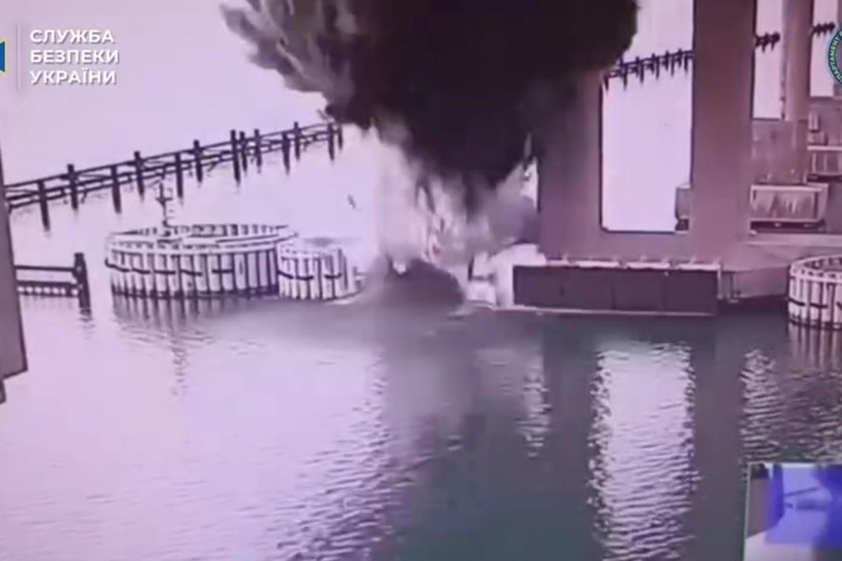 Karas Ukrainoje. Zelenskis: taika reikalauja spaudimo ne Ukrainai, o Rusijai - Delfi