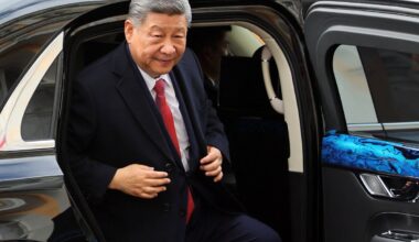 Įsižiebė konfliktas tarp dviejų Azijos galybių