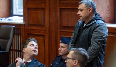 Įtariamasis „Nord Stream“ sprogdinimo byloje paskelbė bado streiką