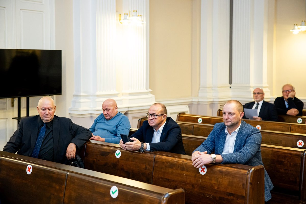 Apeliacinis teismas atvertė buvusių teisėjų ir Malinausko bylą