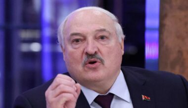 Lukašenka grasina Lietuvai: jei siena nebus atverta, vilkikų savininkams teks brangiai mokėti | Verslas