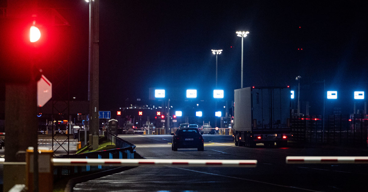 Premjerė: Lenkija ir Latvija esant reikalui pasiruošusios tartis dėl sienų su Baltarusija uždarymo - 15min.lt