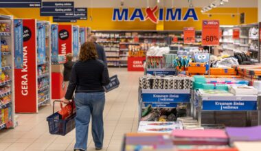 „Maximos“ pirkėjų laukia didelės nuolaidos: trys dienos apsipirkimui perpus pigiau