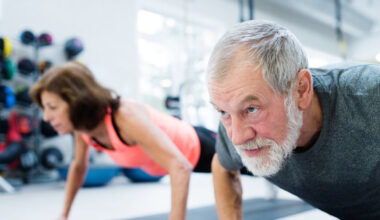 Ekspertai atsakė, kiek atsispaudimų turėtumėte padaryti pagal amžių | Gyvenimas