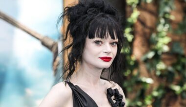 „Netflix“ žvaigždei teko amputuoti abi kojas: priežastis sukrės