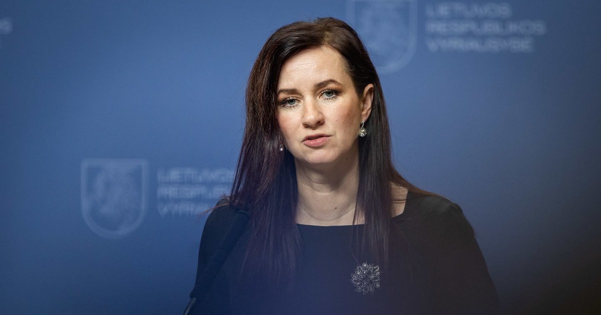 Dėl Baltarusijoje įstrigusių lietuviškų vilkikų Seimo opozicija įžvelgia premjerės atsakomybę