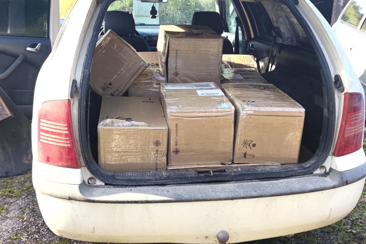 VSAT pareigūnai sučiupo oro balionais gabentą kontrabandą