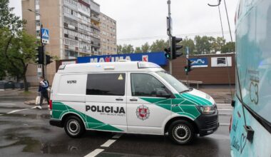 Avarija Vilniuje sutrikdė eismą - Delfi