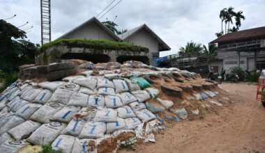 Tailandas sustabdė taikos susitarimo su Kambodža įgyvendinimą
