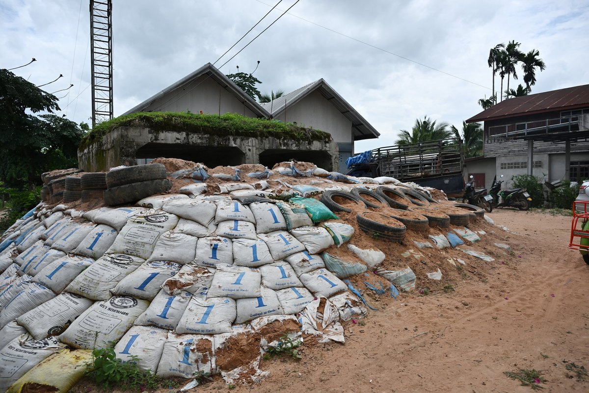 Tailandas sustabdė taikos susitarimo su Kambodža įgyvendinimą