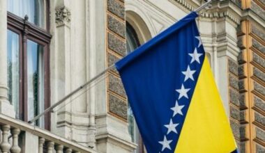 Tragedija Bosnijoje: per gaisrą slaugos namuose žuvo 10 žmonių, dešimtys sužeistų