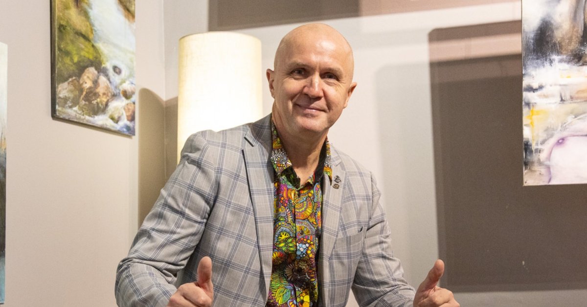 Vestuvinę suknelę žmonai pasiuvęs kaunietis stebina ir savo vardu: tokių lietuvių – vos keletas | Vardai