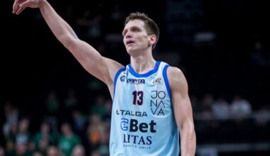 Išretėjęs „Neptūnas“ stiprinasi Majausku - Delfi