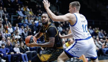 „Neptūnas“ ir „Šiauliai“ atsisveikino su legionieriais - Delfi