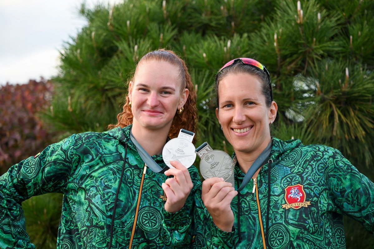 Lietuvos tinklininkės deflimpinėse kurčiųjų žaidynėse nuskynė sidabrą