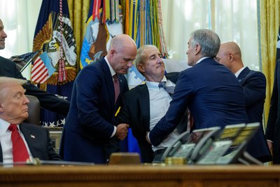 Baltuosiuose rūmuose nualpo žmogus