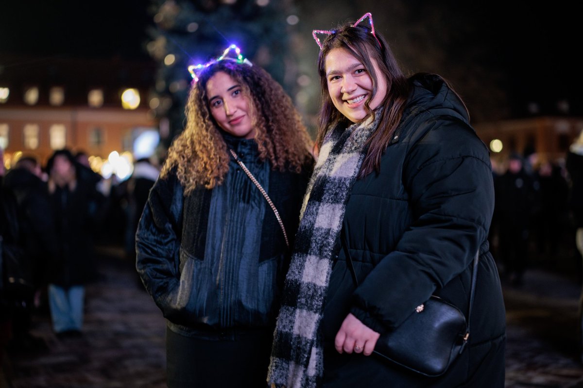 Kauno Kalėdų eglės įžiebimas: Art Deco stilius Rotušės aikštėje