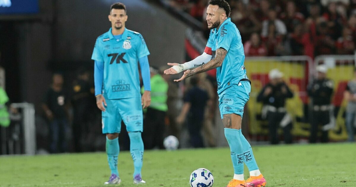 Pamatykite: šokiruotas Neymaras negalėjo patikėti, jog komandos draugai ignoruoja jo nurodymus