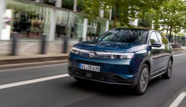 „Lietuvos metų automobilis 2026“ dalyvis: kardinaliai pasikeitęs „Opel Grandland“