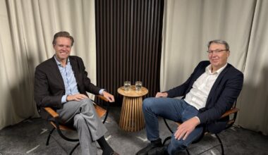 "Delfi" naujiena - Gabrieliaus Landsbergio ir Vytauto Bruverio tinklalaidė "Istorijos pabaiga: nuolat pildoma"