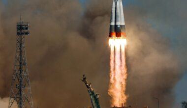 Maskva: po raketos skrydžio apgadinta Rusijos kosminė bazė