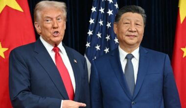 Donaldas Trumpas po pokalbio su Xi Jinpingu JAV ir Kinijos santykius pavadino itin tvirtais