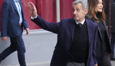 Sarkozy išleistas iš kalėjimo - Delfi