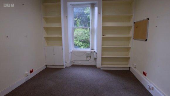 Ekrano nuotr./Dar nerenovuoti buvę biurai.