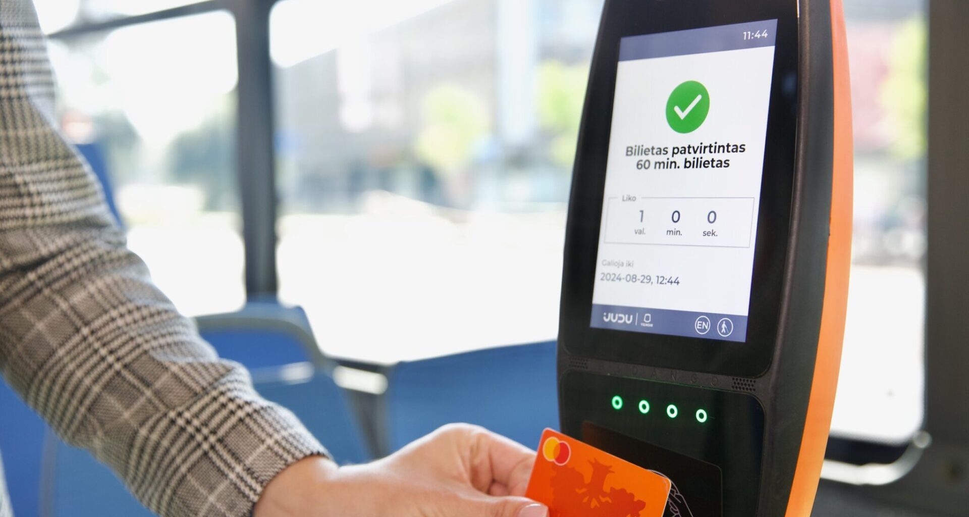 Vilnietė teigia patyrusi spaudimą iš kontrolieriaus: JUDU žada grąžinti pinigus