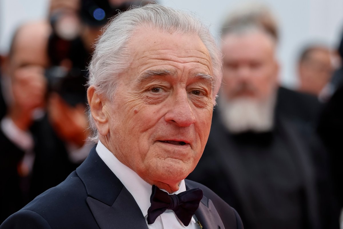 Po mirtino Roberto De Niro anūko perdozavimo suimti penki asmenys: atskleidė, kas paaugliui tiekė narkotikus