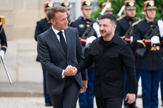 Emmanuelis Macronas ir Volodymyras Zelenskis / SIPA