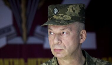 Karas Ukrainoje. Fronte braška rusų pozicijos: Syrskis praneša apie Ukrainos pajėgų proveržį