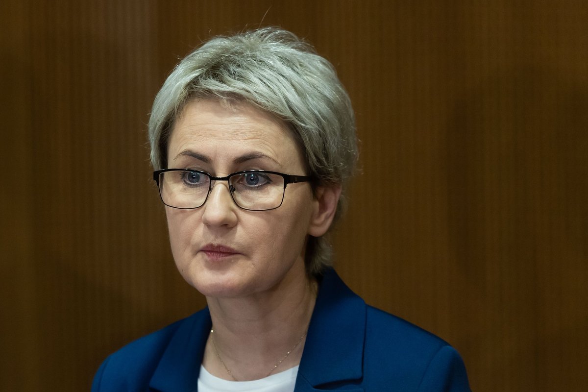 Į „čekiukų“ skandalus įsivėlę parlamentarai nėra tikri, ar palaikytų Grunskienės kandidatūrą antrai kadencijai