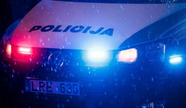 Neblaivūs prie vairo įkliuvo du pareigūnai ir karys